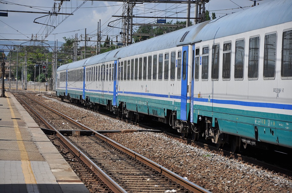 Camping Miraflores - Treni